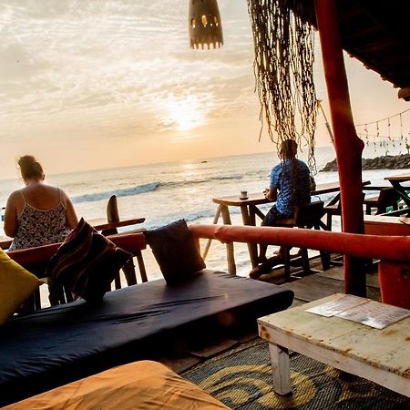Brother'S Beach Home Boossa Luaran gambar