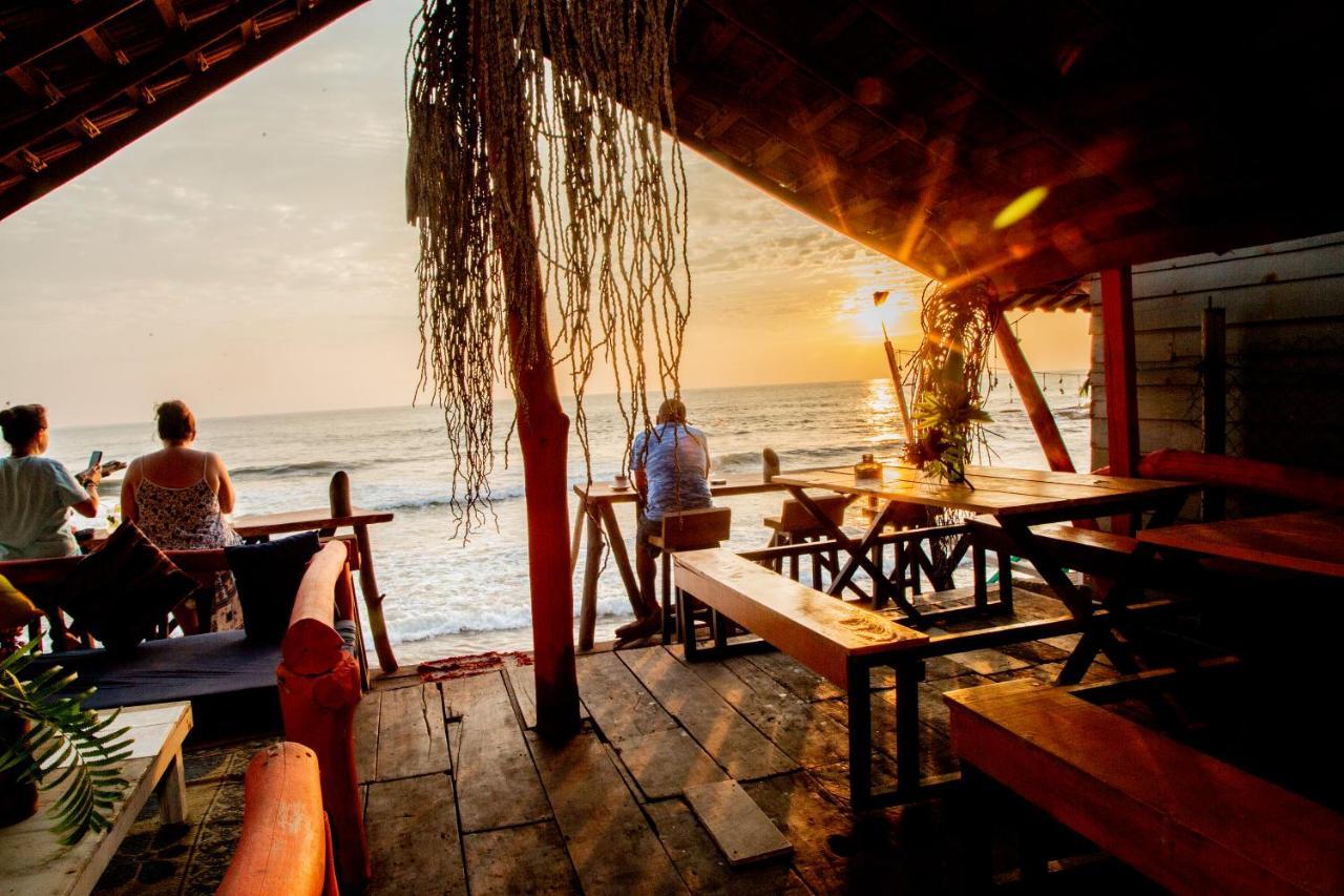 Brother'S Beach Home Boossa Luaran gambar