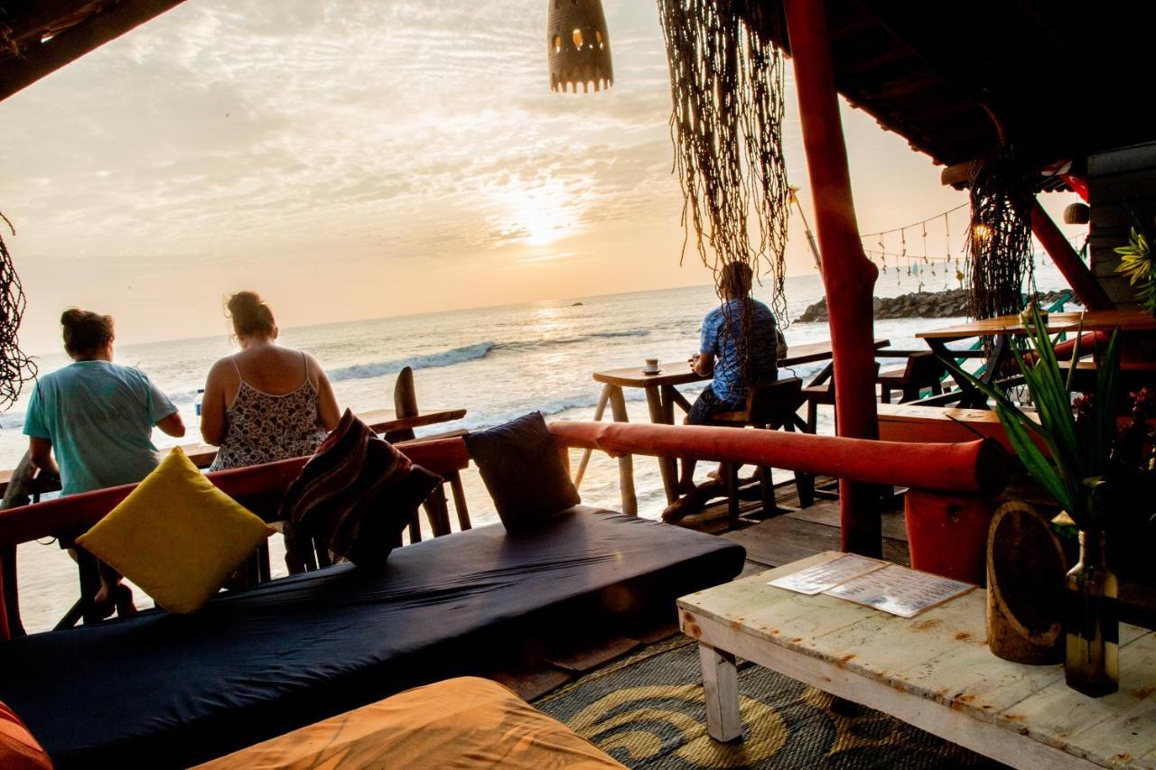 Brother'S Beach Home Boossa Luaran gambar