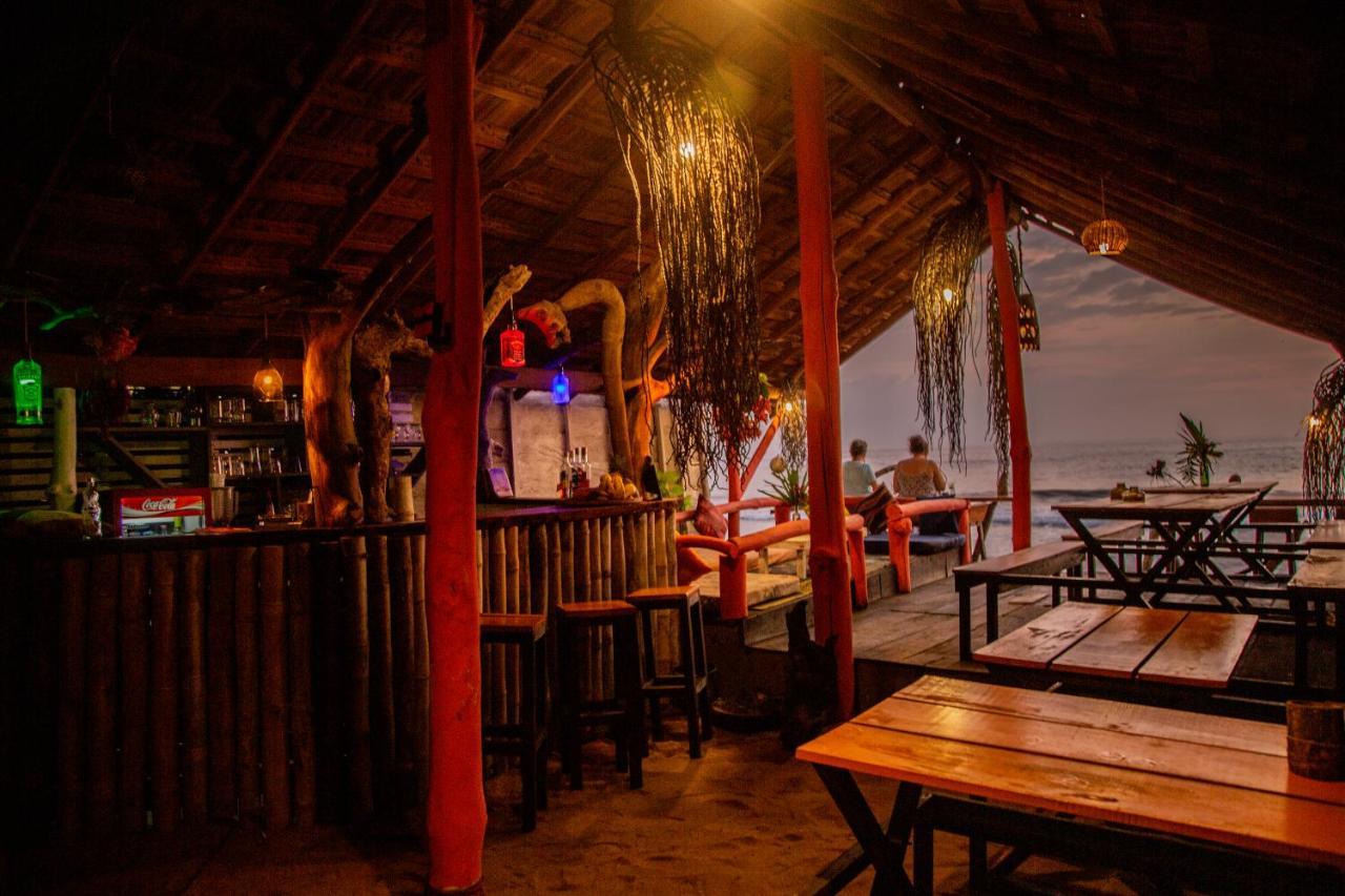 Brother'S Beach Home Boossa Luaran gambar