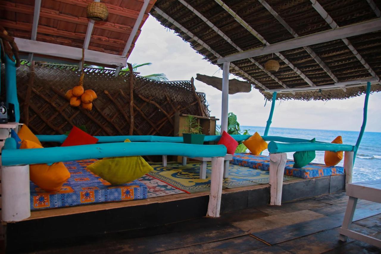 Brother'S Beach Home Boossa Luaran gambar